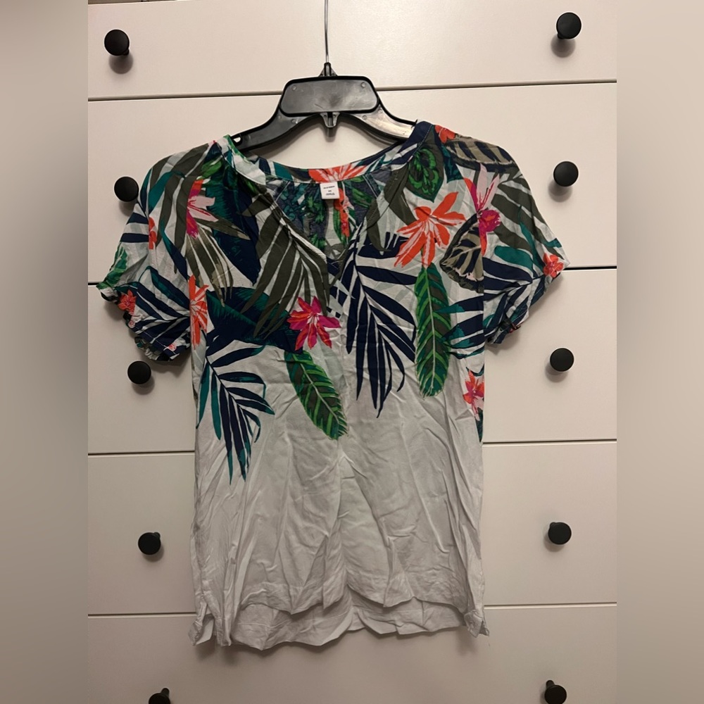 Tropical top
